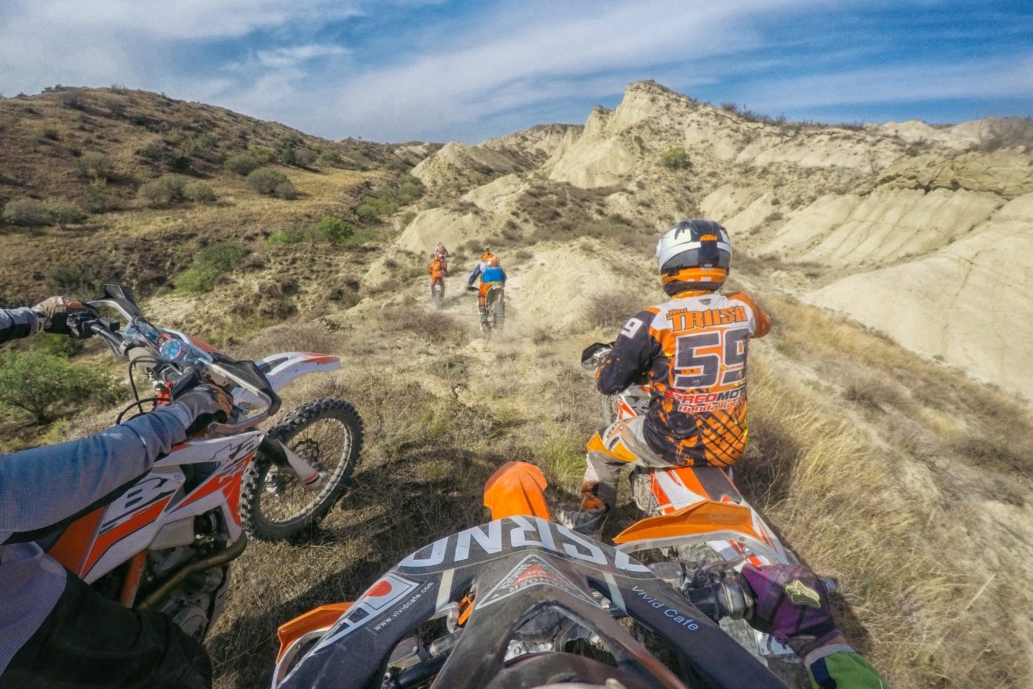 RimAdventures  RimAdventures  Wir schaffen es immer wieder, Enduro-Fahrer zu begeistern, die bereits um die ganze Welt gereist sind. Der unaufhaltsame Wunsch, das gefühlte und gesehene während unseren Touren mit anderen zu teilen, ist unser Hauptantrieb.